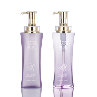 O champô transparente plástico vazio do animal de estimação por atacado de 350ml 500ml engarrafa o recipiente cosmético luxuoso da loção da bomba do ouro