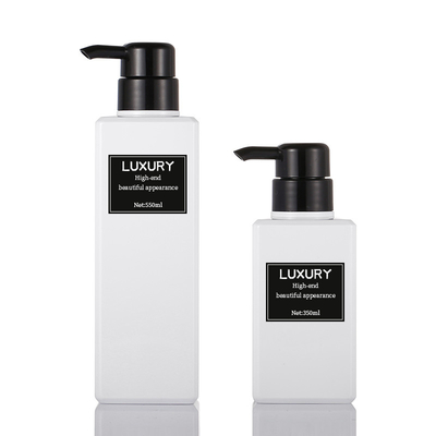 O quadrado cosmético vazio da garrafa 200ml da loção dá forma à largura de 61mm com bomba de 42mm